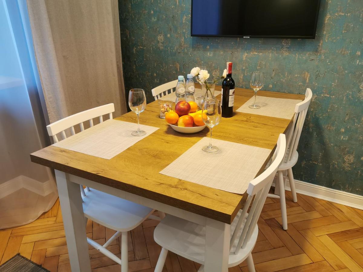 Апартаменты Wm Apartament Lipowa 18A Белосток Экстерьер фото